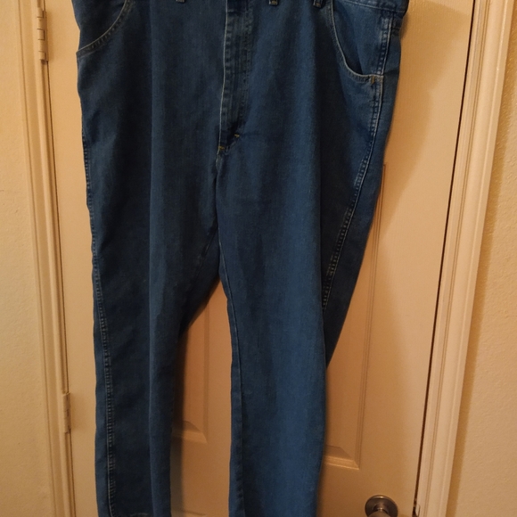 Wrangler Premium Quality Blue Medium Wash Regular Fit Denim Jeans Men's sz 46x30 - Picture 3 of 7